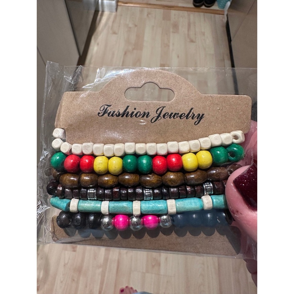 Wooden fashion jewelry bracelets set of 6 NEW